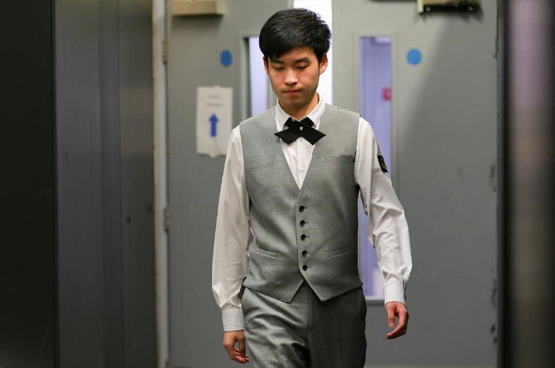 转向年轻化 转向年轻化